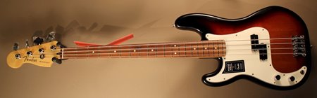 Fender Player Pbass 3CS front.JPG