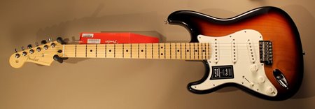 Fender Player Strat 3TS front.JPG
