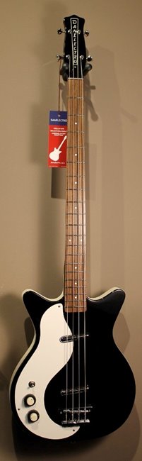 Danelectro 59O DC bass.JPG