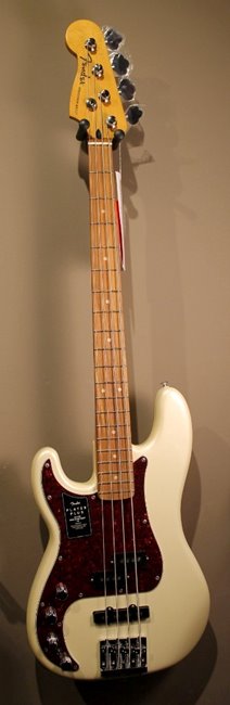 Fender PlayerPlus Pbass.JPG
