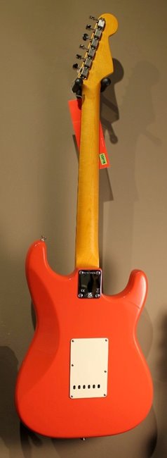 Fender Am Vint II 61 Strat back.JPG